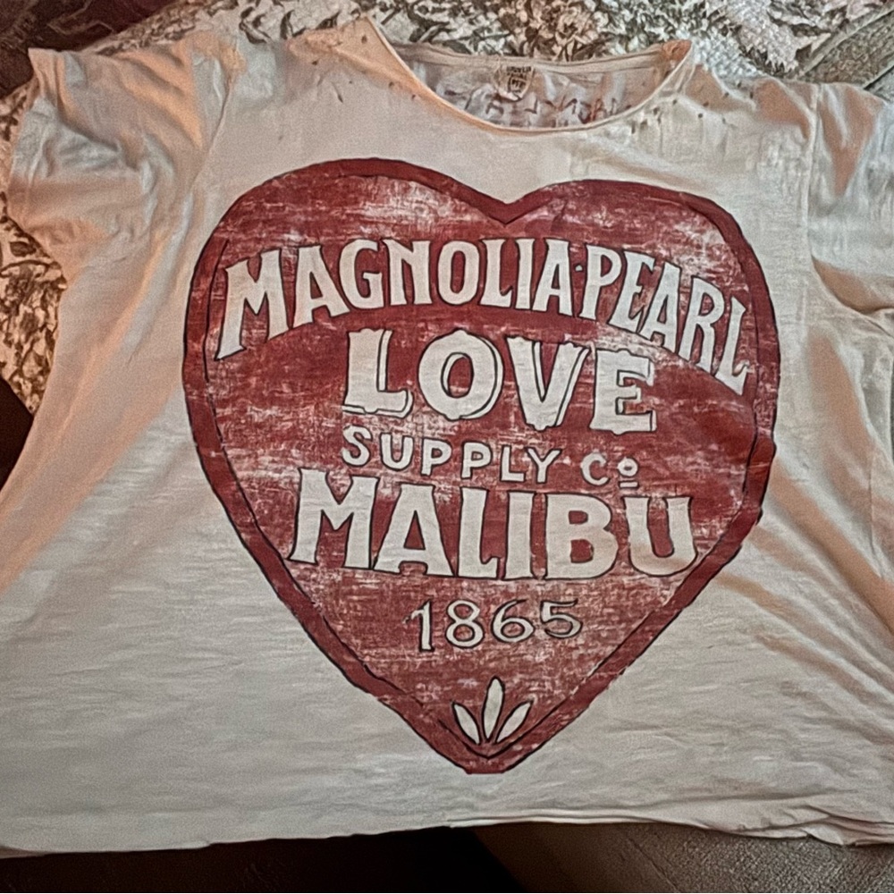 Magnolia Pearl Love Supply Co Tee in Cream and Rust